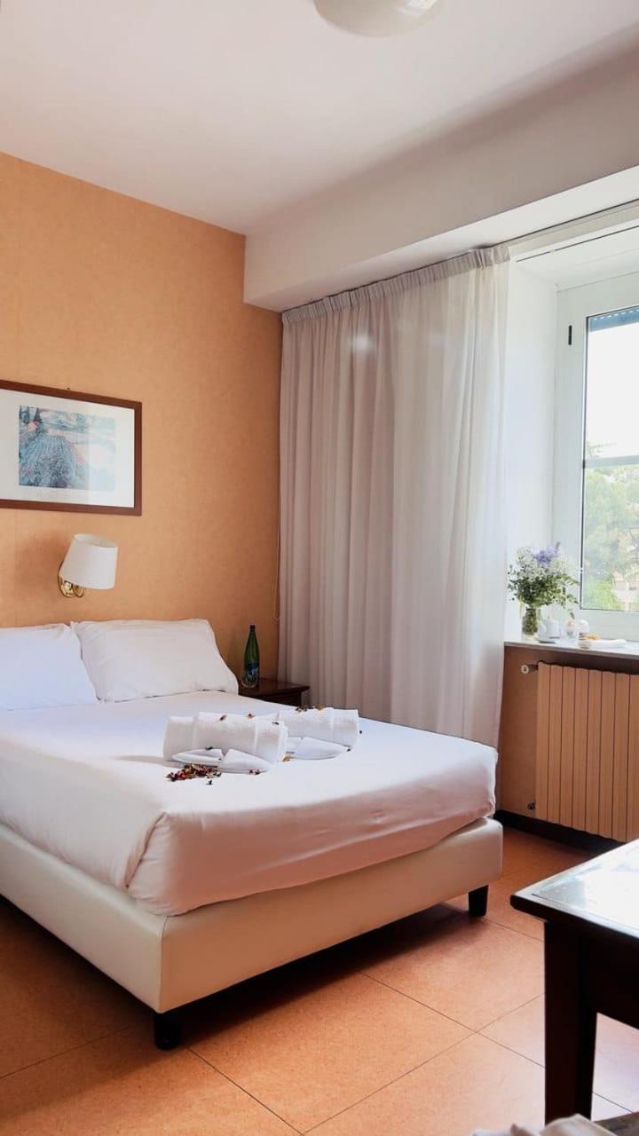 Villa Eur Parco Dei Pini Ρώμη Δωμάτιο φωτογραφία